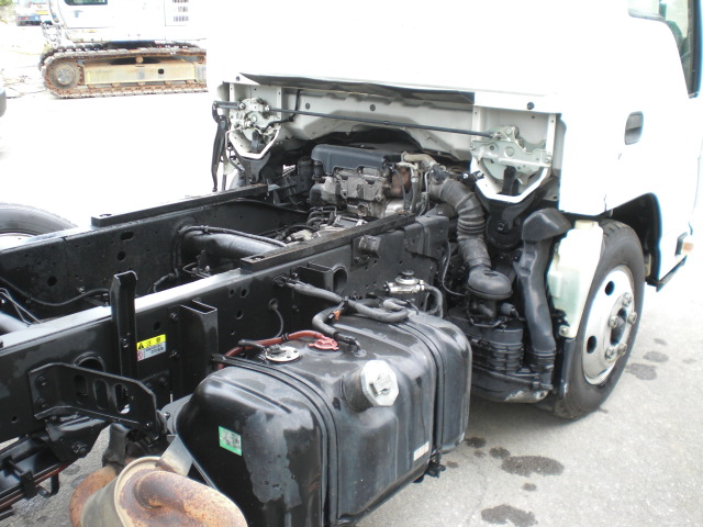 isuzu3t 15.JPG
